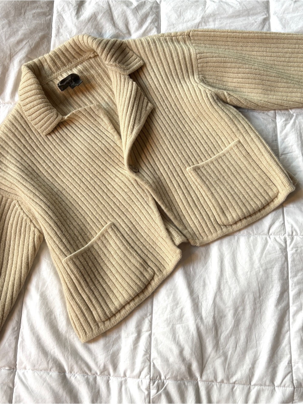 Vintage 90s Jigsaw 100% Wool Cream Ribbed Cropped Cardigan - Size 1